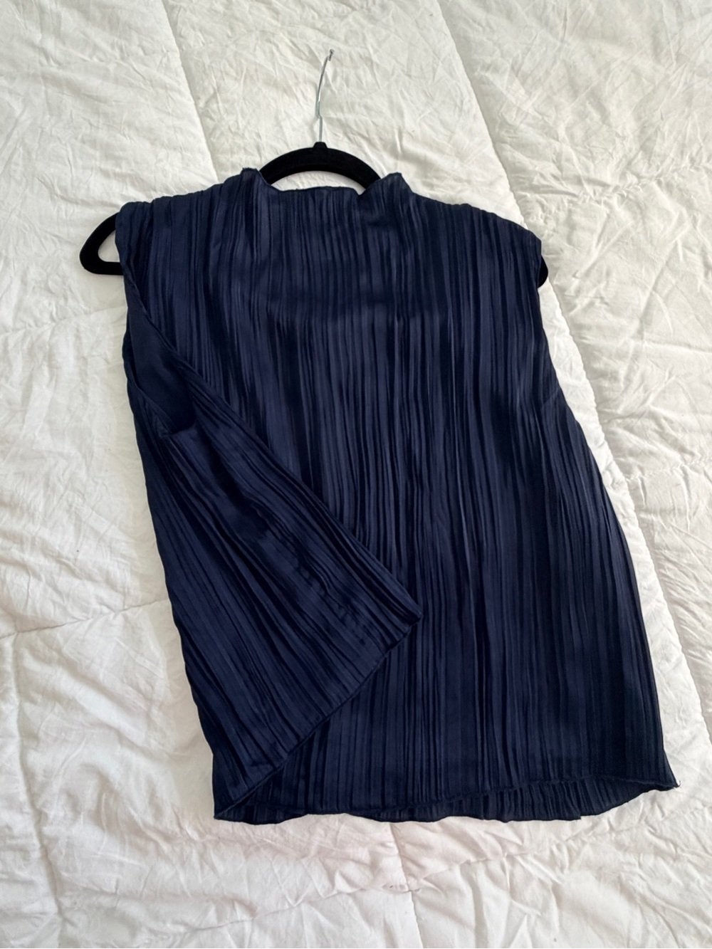 Abercrombie textured crew neck blouse